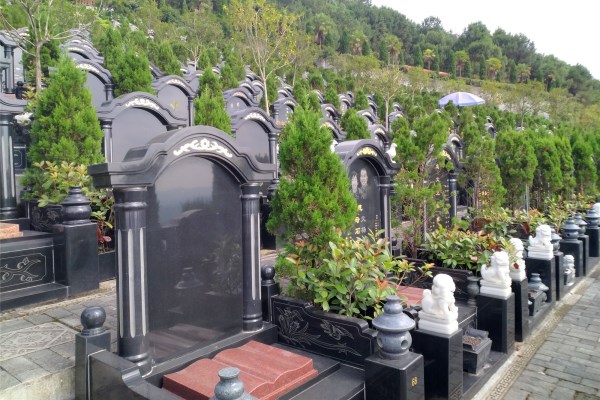 仙友山公墓传统墓地