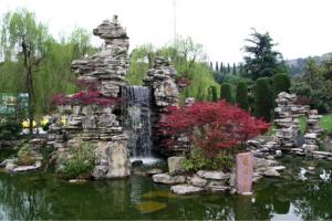 华夏园陵园放生池